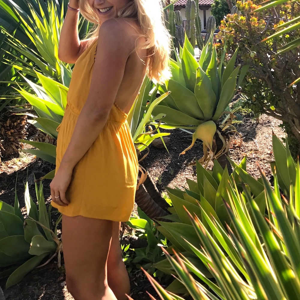 Forever 21 Halter Romper - Picture 3 of 9